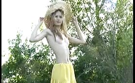 Julia - Sunny Day - Sweet Siren Movie 01-05 met-art 101702 3