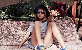 Belka-Sunbathing-Day