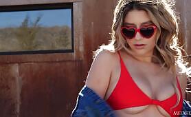 Gina Marie Windswept-Beauty