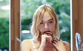 Oxana Chic-Love-Me
